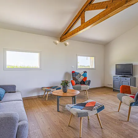 Les Petits Faulongs Holiday home
